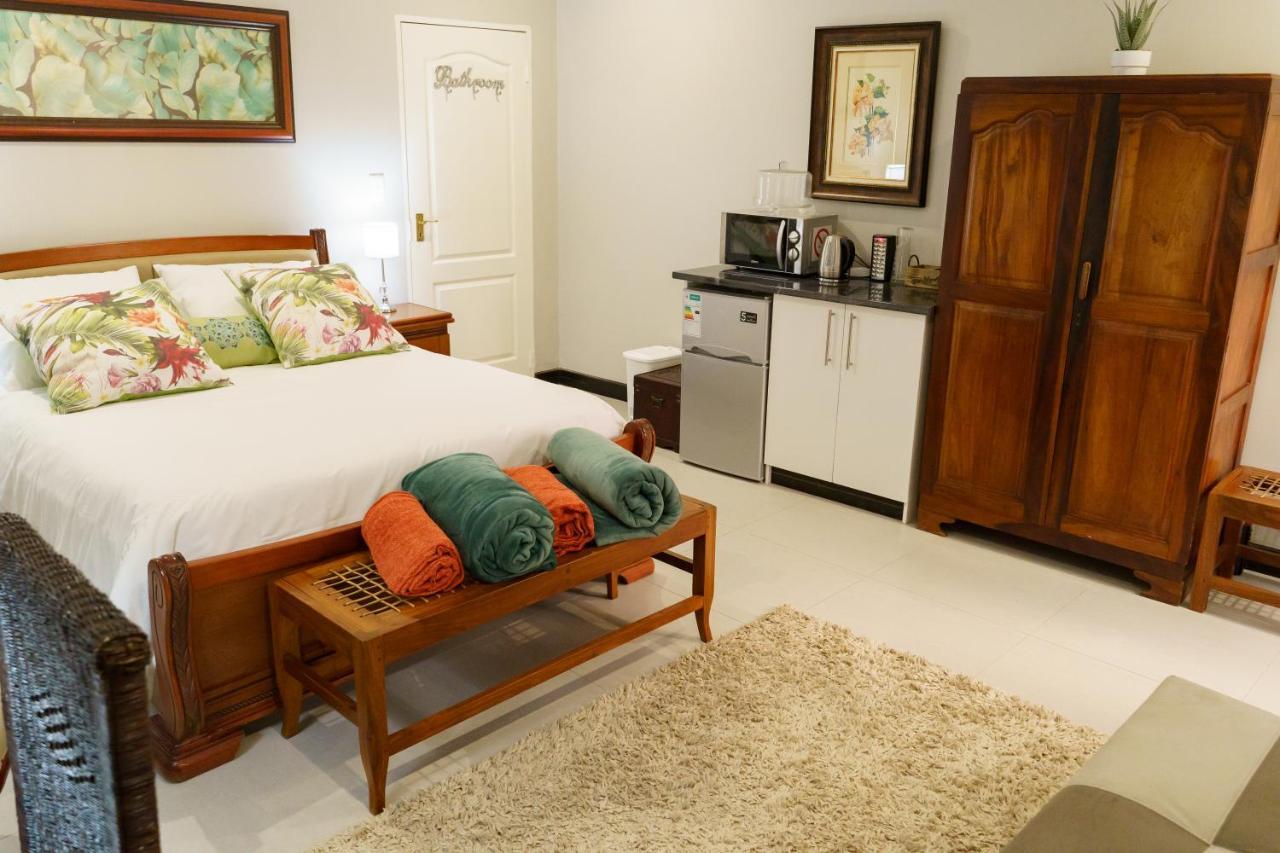 Mi Vida Guesthouse Klerksdorp Kültér fotó