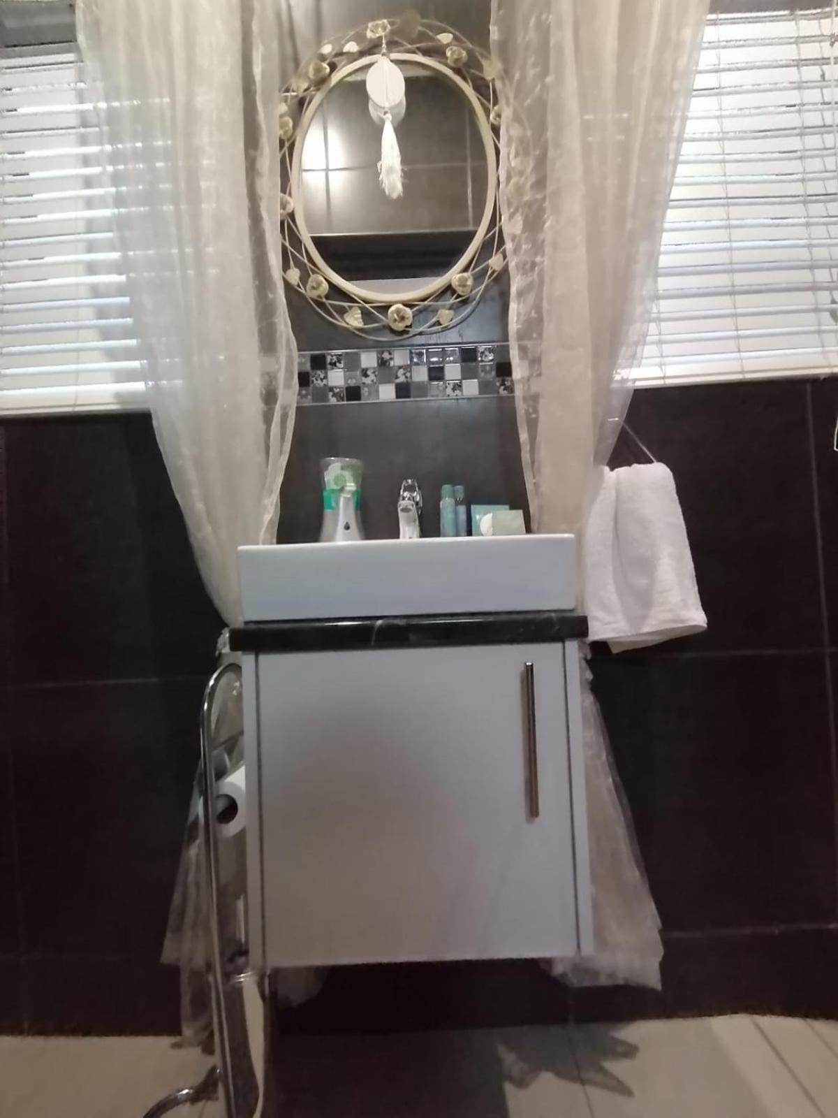 Mi Vida Guesthouse Klerksdorp Kültér fotó